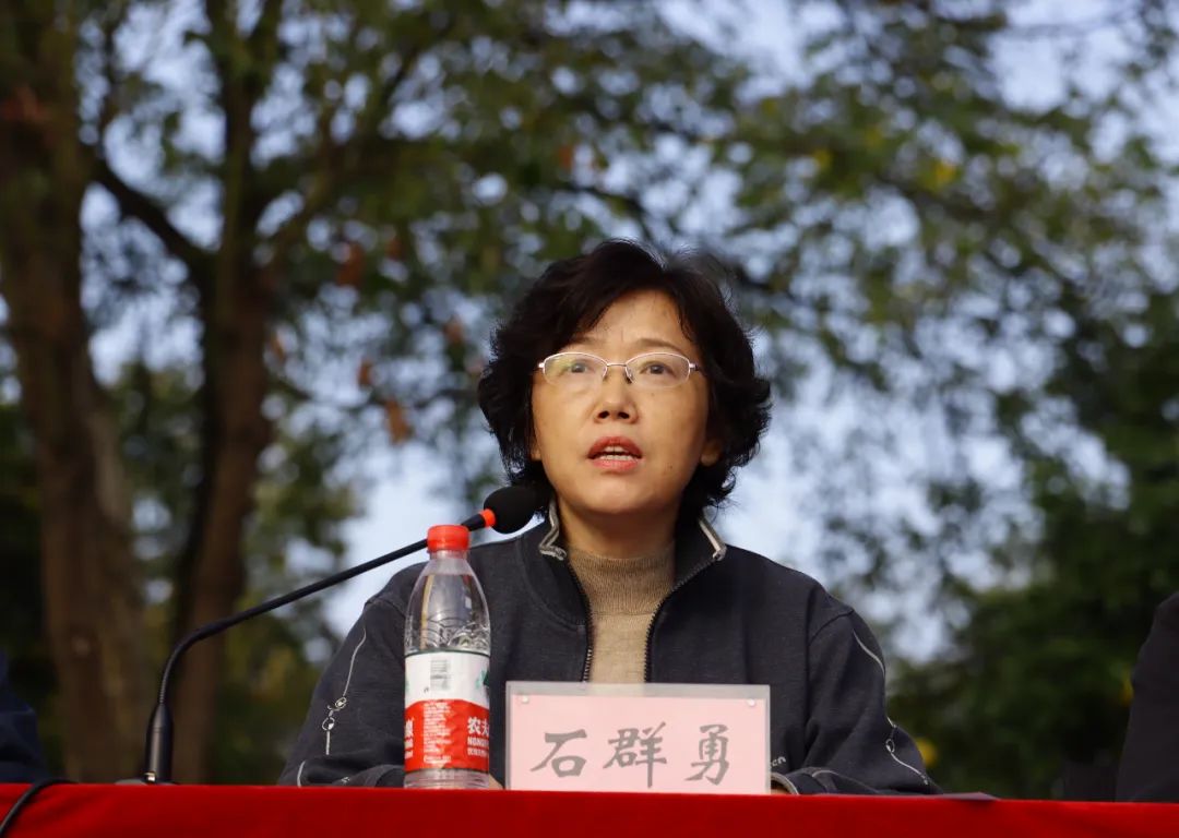 经理.jpg