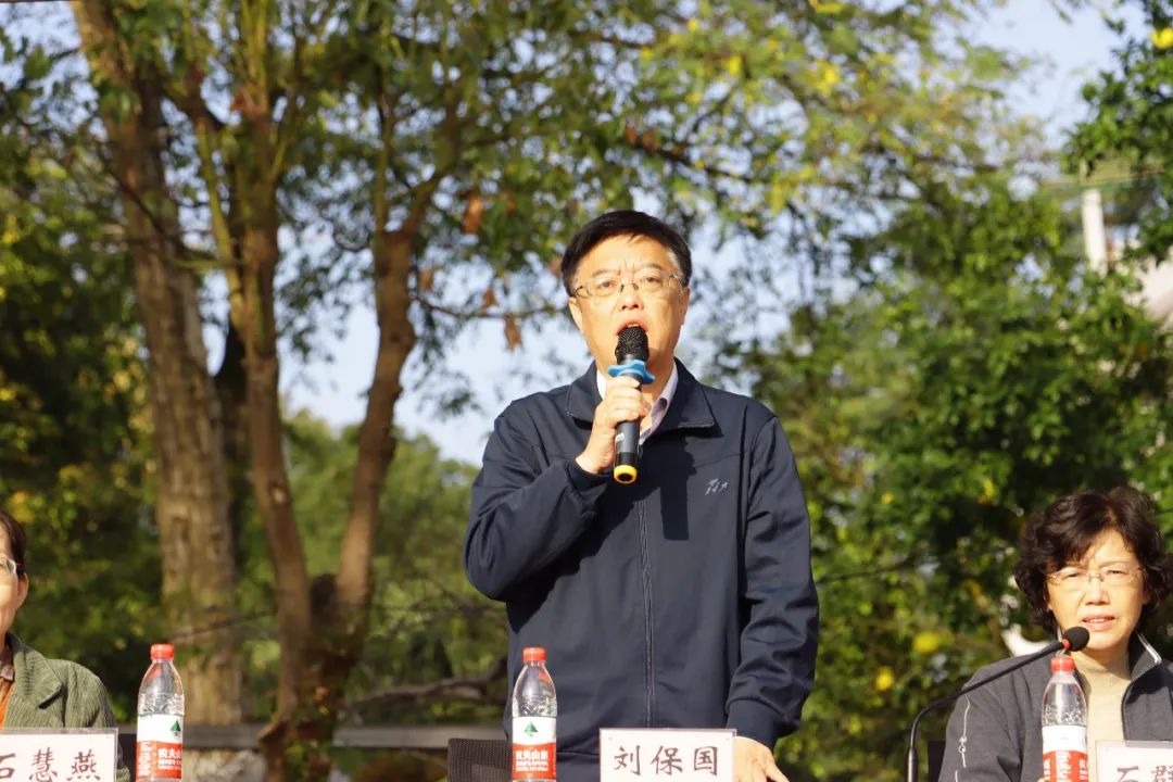 党委书记.jpg