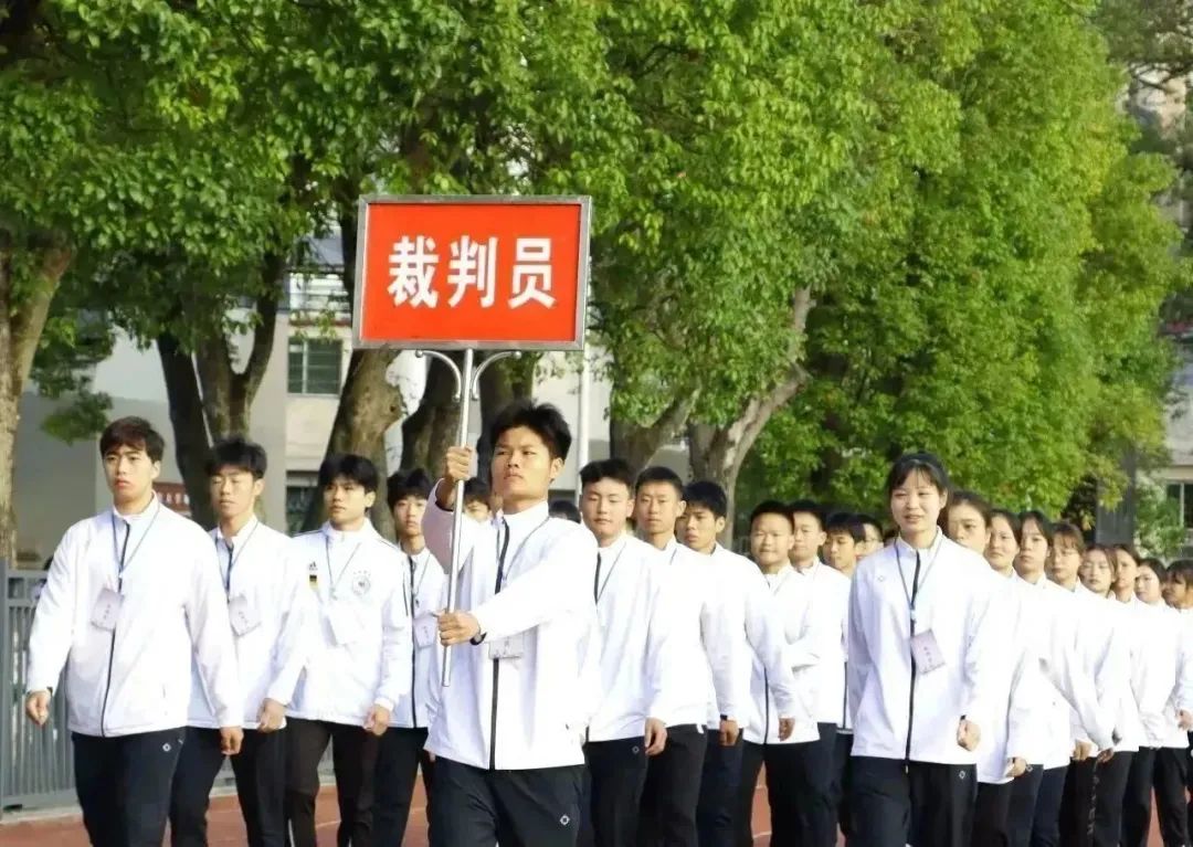 裁判方阵.jpg